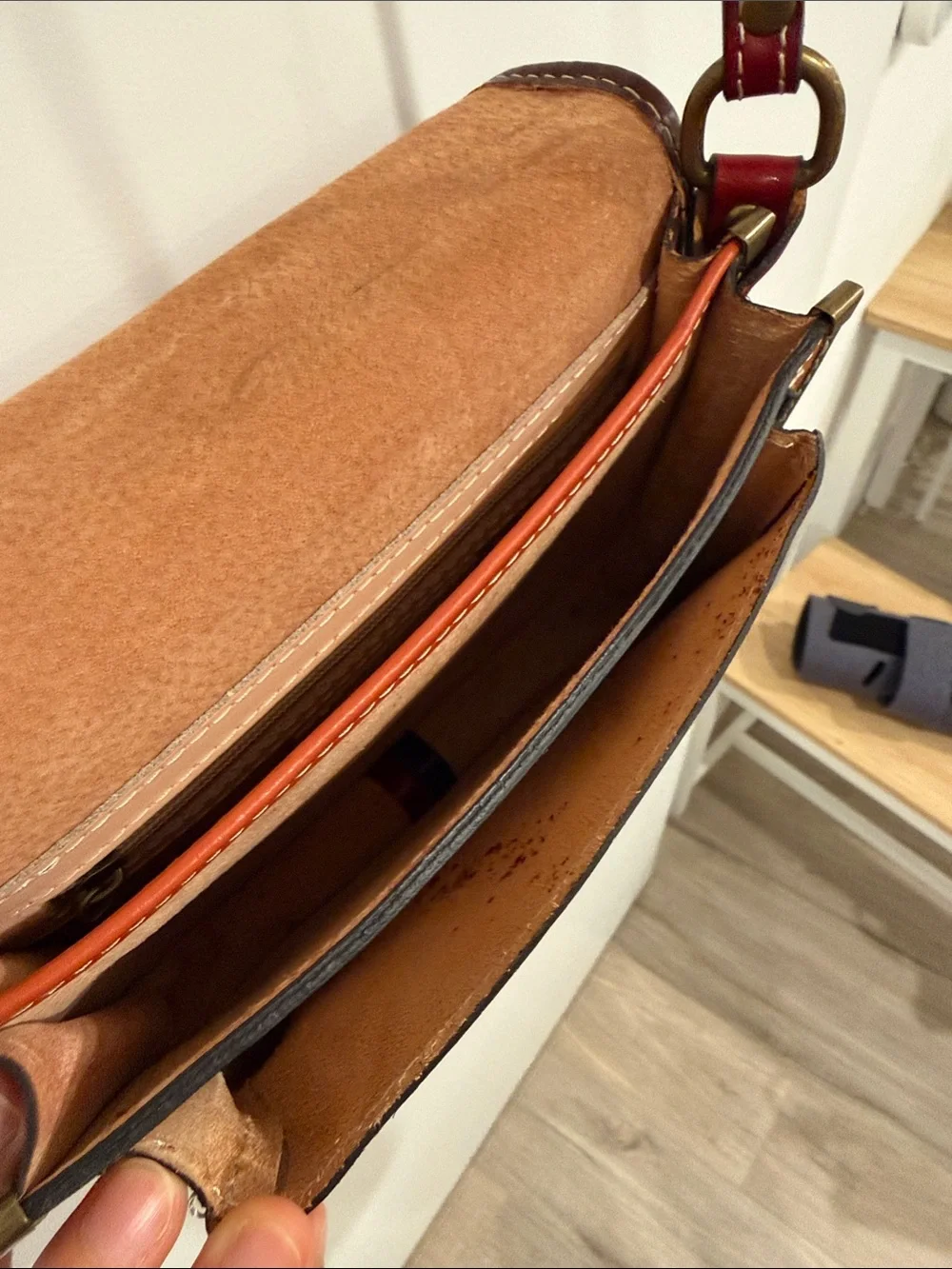Florence Classic Leather Crossbody Bag in Tan with Burgundy & Green Accents